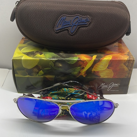 Brand New Maui Jim Polarized Aviator double bridge MJ257 Silver with Blue Mirror - Picture 3 of 8
